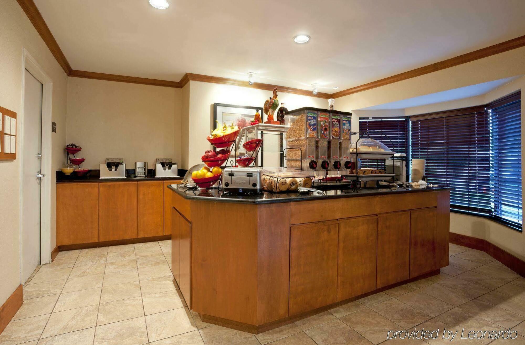 Staybridge Suites San Antonio Nw Near Six Flags Fiesta, An Ihg Hotel Restaurant photo